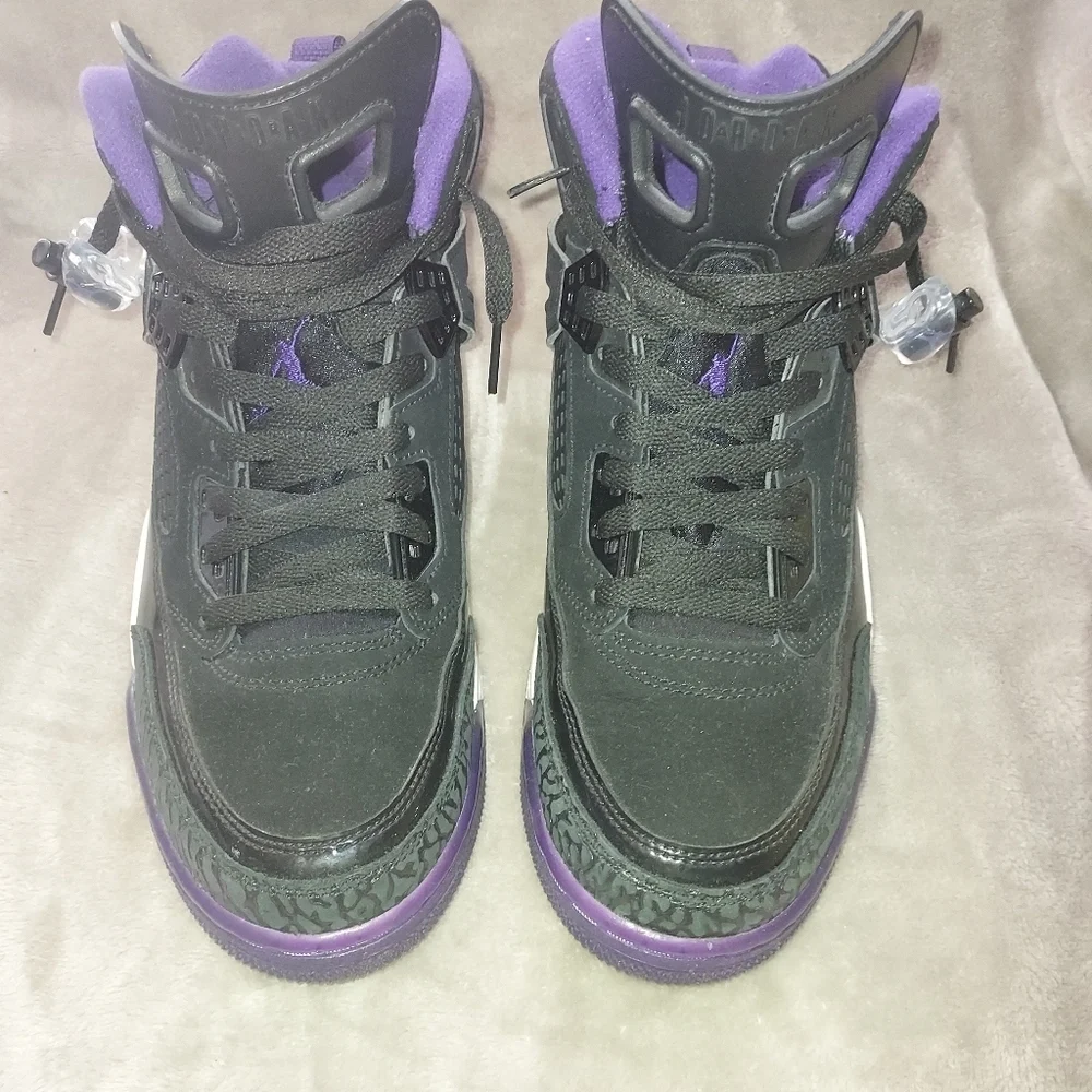 Jordan Spizike Black Court Purple Sneakers - Picture 3 of 14